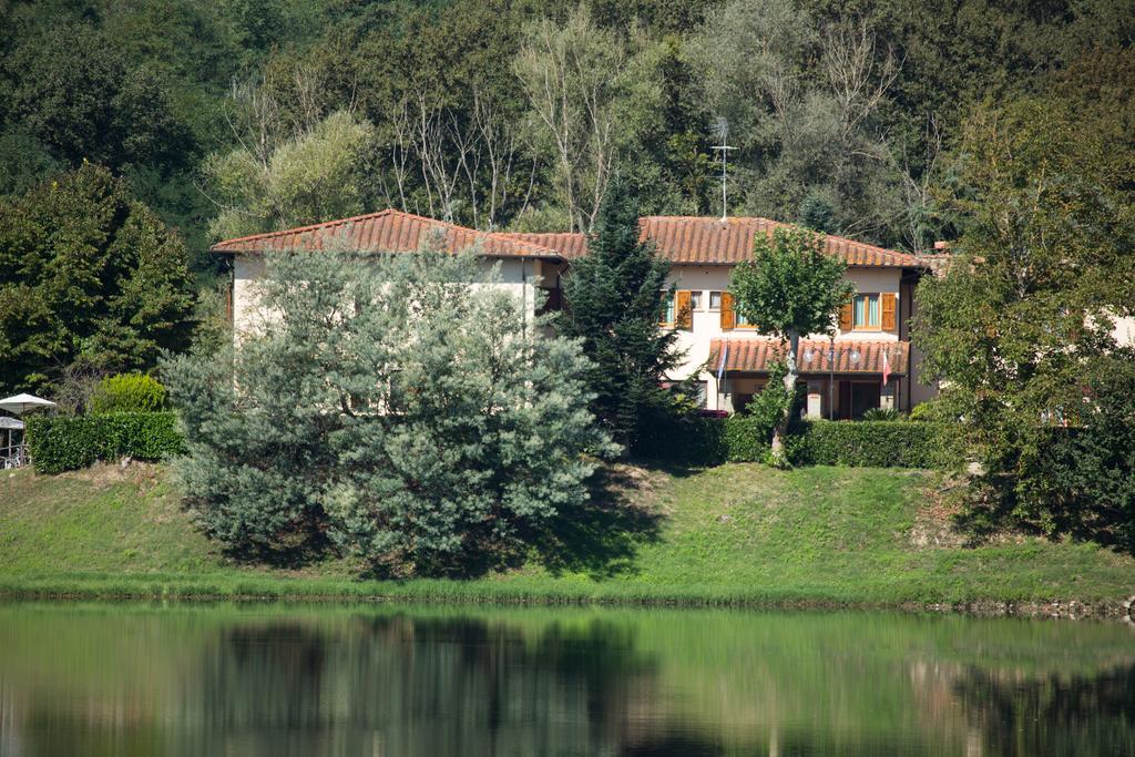 Hotel Del Lago Cavriglia Extérieur photo