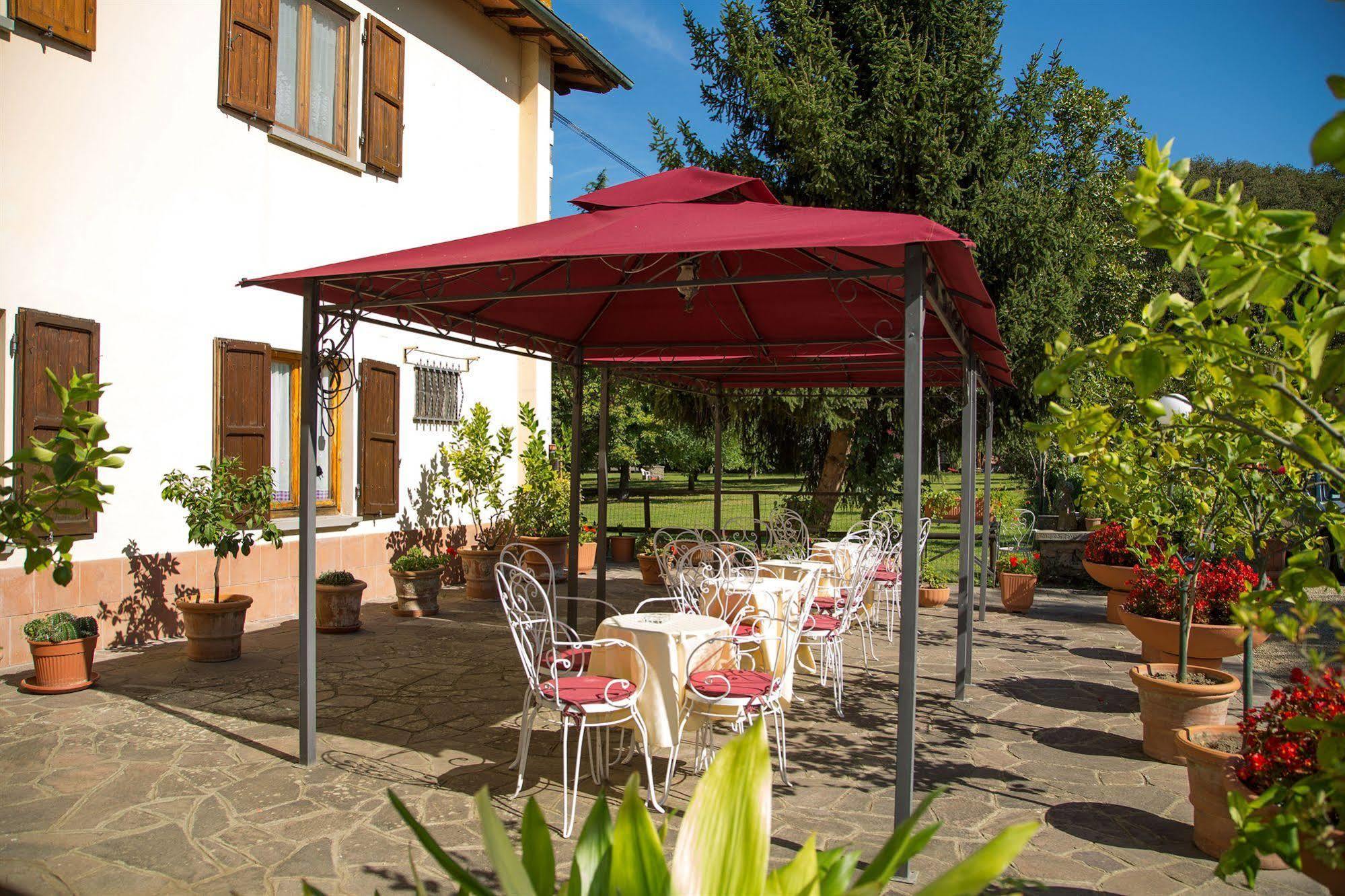 Hotel Del Lago Cavriglia Extérieur photo