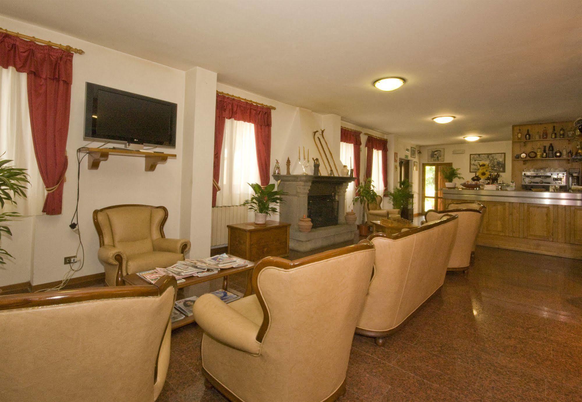 Hotel Del Lago Cavriglia Extérieur photo