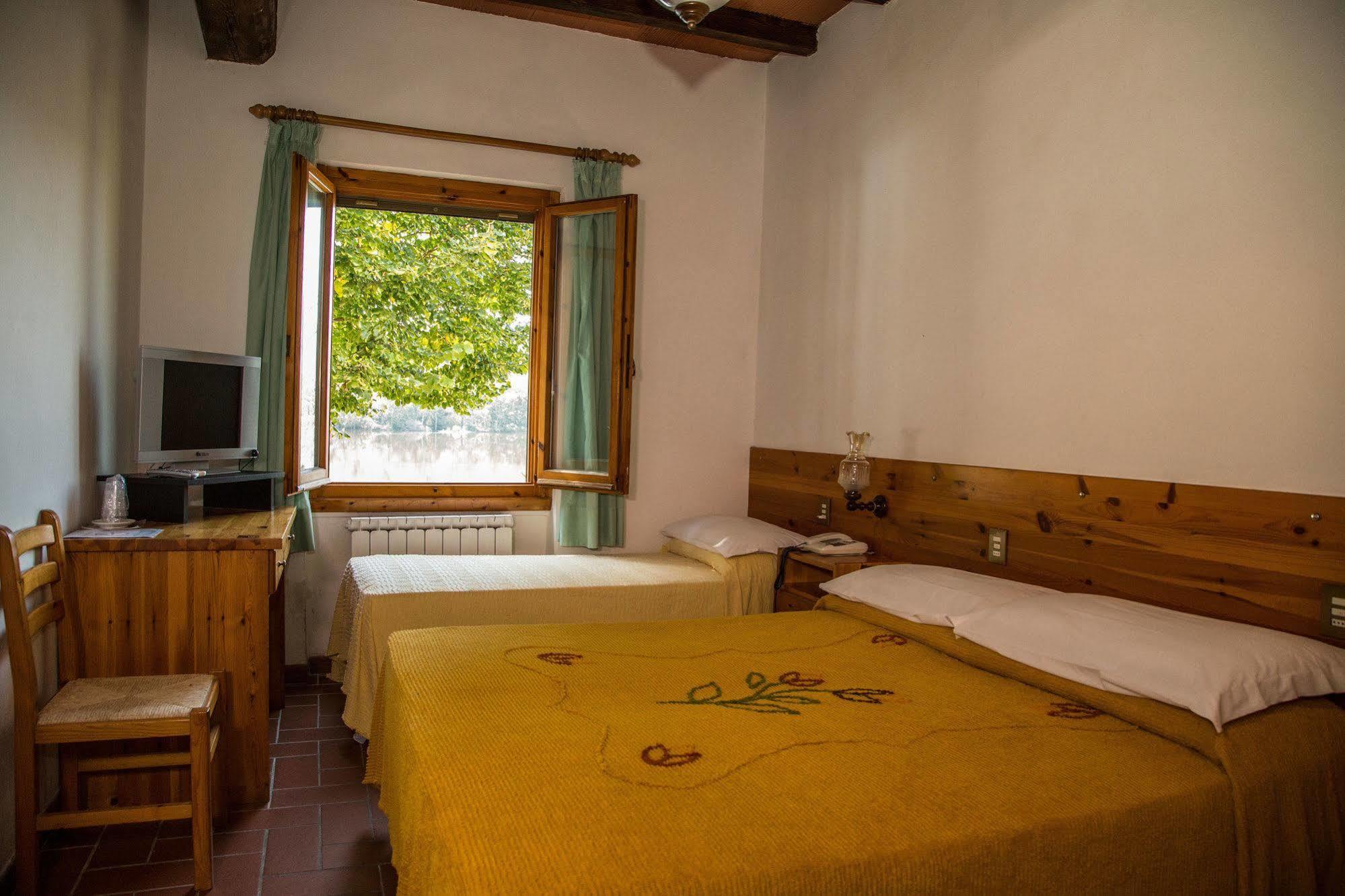 Hotel Del Lago Cavriglia Extérieur photo