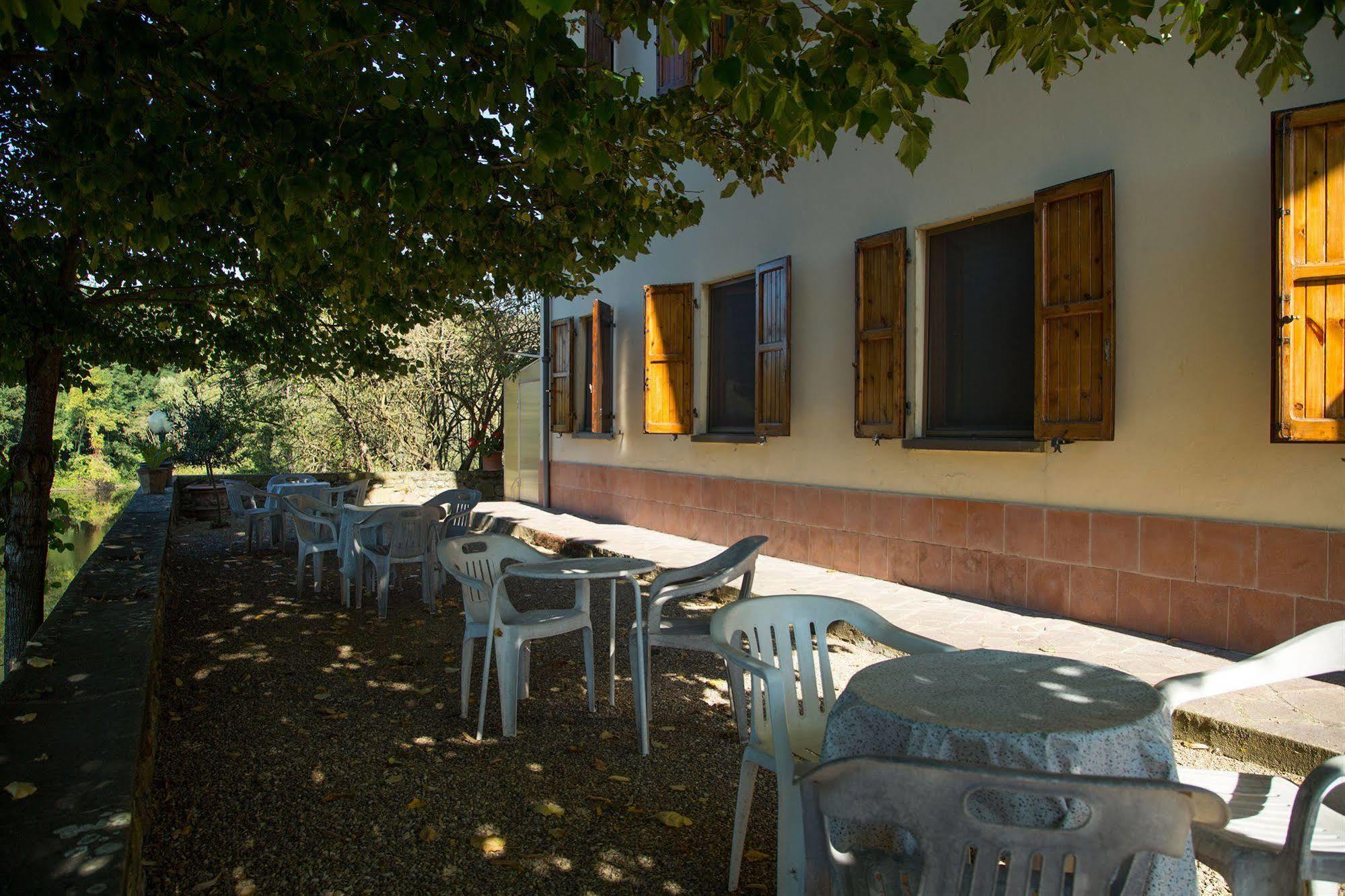 Hotel Del Lago Cavriglia Extérieur photo